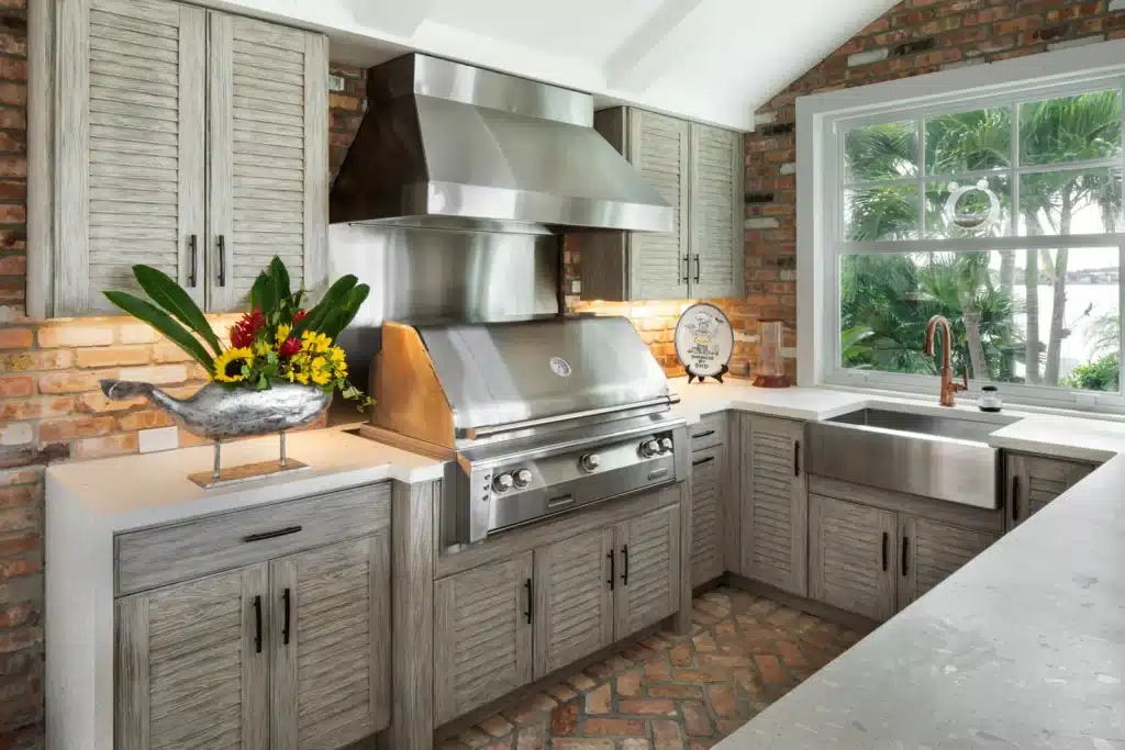 Outdoor Kitchens in Central Texas: Design, Materials, and Must-Have Features for 2025