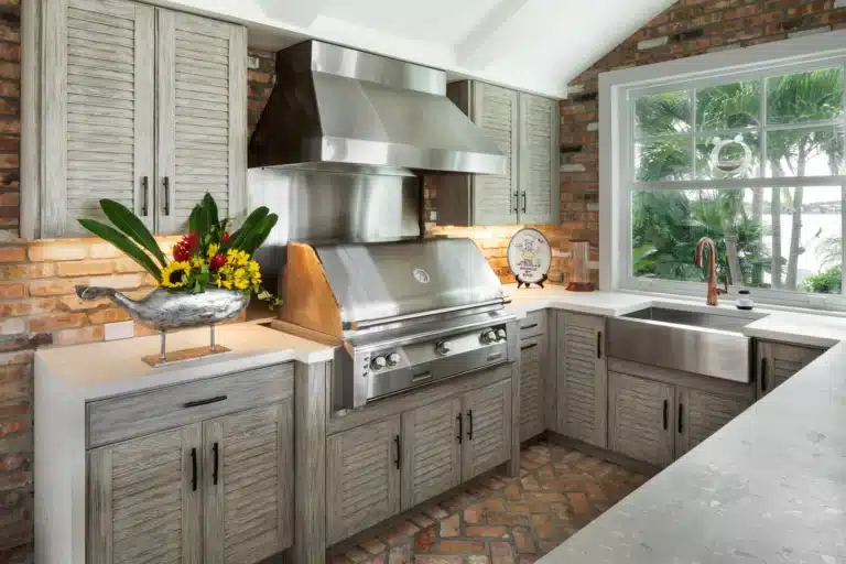 Outdoor Kitchens in Central Texas: Design, Materials, and Must-Have Features for 2025
